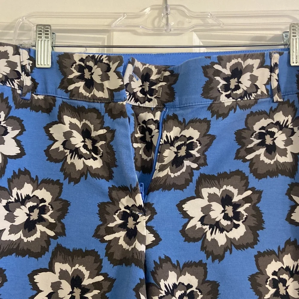 Lane Bryant Blue Floral Capris - Picture 2 of 8
